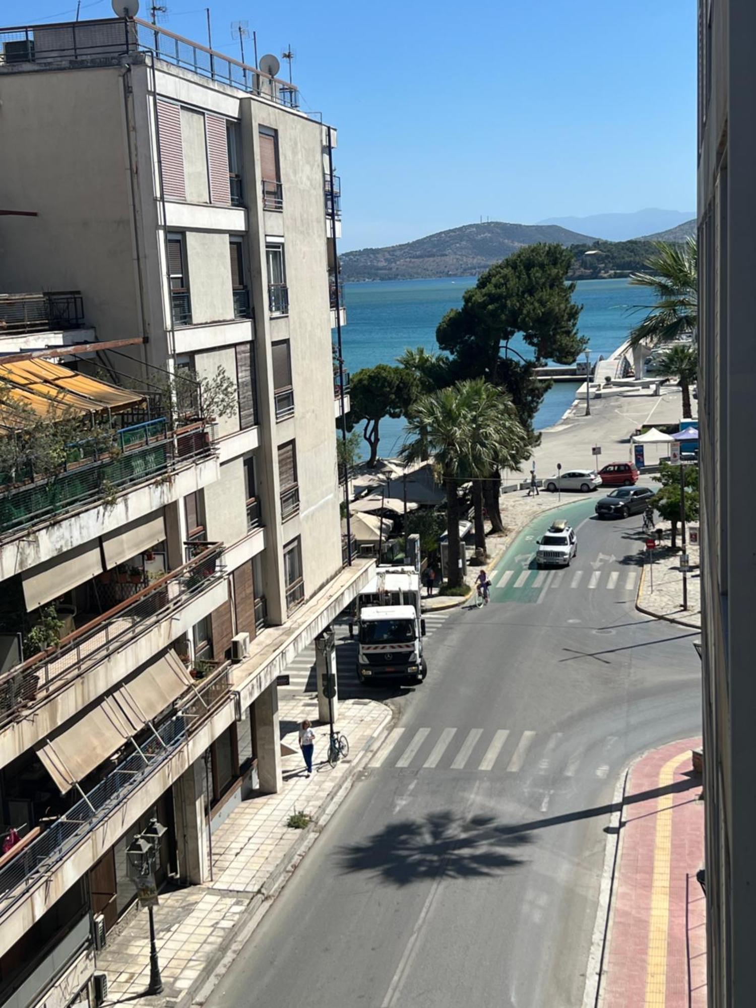 Silver Central Apartment Volos Luaran gambar
